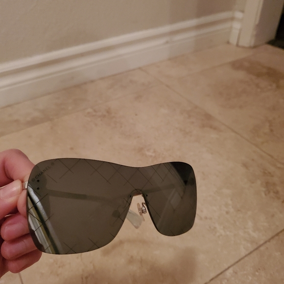 Sunglasses main image 6